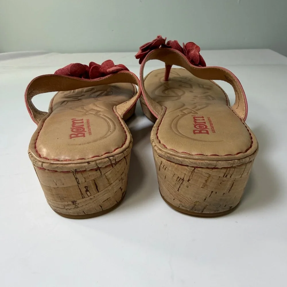Born Womens Coral Pink Leather Floral Wedge Thong Sandals‎ B93805 Size 7 38